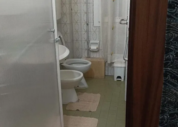 Del Borgo - Check-in H24 Bolonha