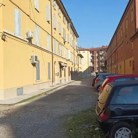 Del Borgo - Check-in H24 * Bologna