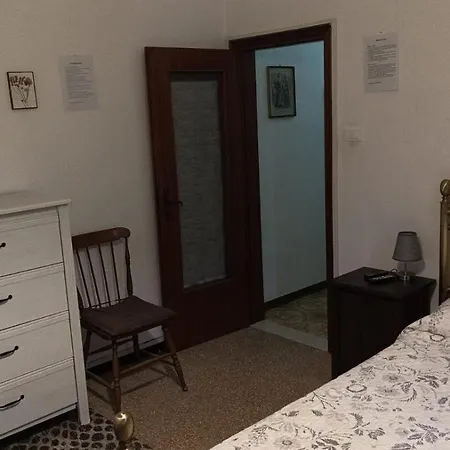 Del Borgo - Check-in H24